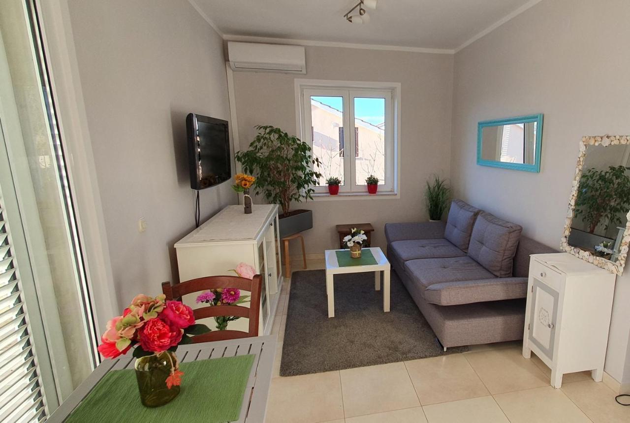 Apartments Ruzic نجيفيش الغرفة الصورة