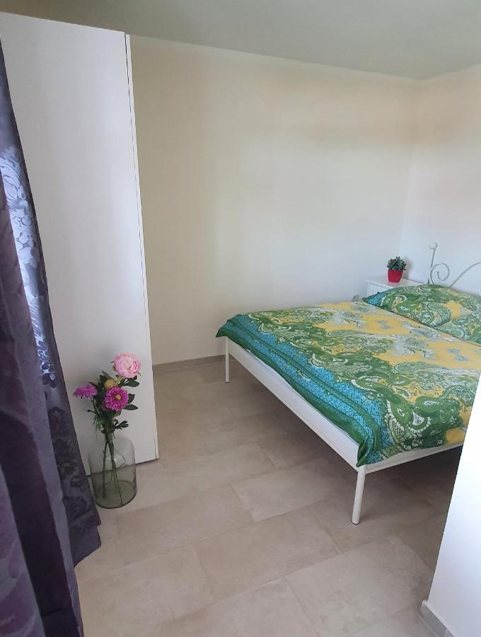 Apartments Ruzic نجيفيش الغرفة الصورة